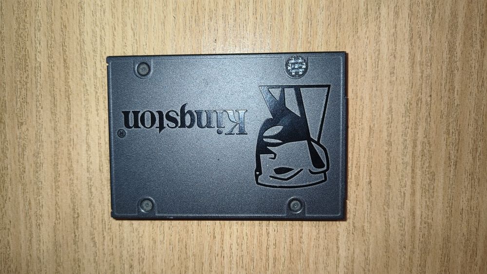 Накопичувач SSD 2.5" 240GB Kingston (SA400S37/240G)