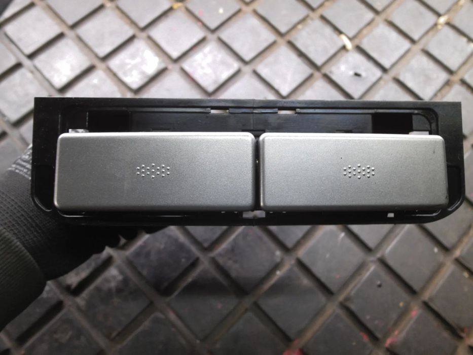 SCHOERK UCHWYT NA NAPOJE KUBKI ALFA ROMEO 147 2000-2010 7352990590