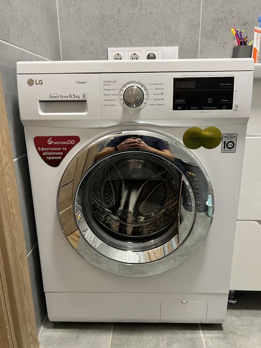 Пральна машина LG F2J3WS2W