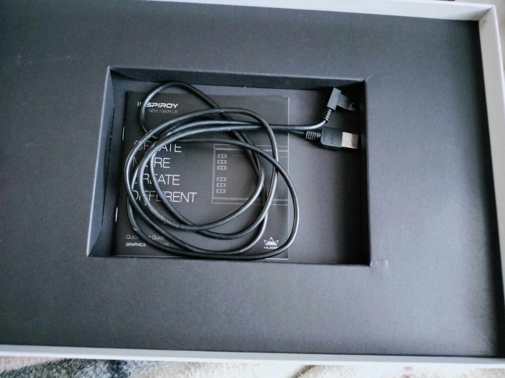 Tablet graficzny huion 1060 plus