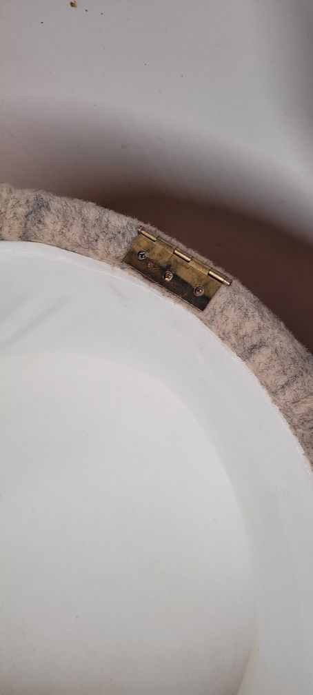 Pufa siedzisko ze schowkiem stołek patyczak legowisko dla kota