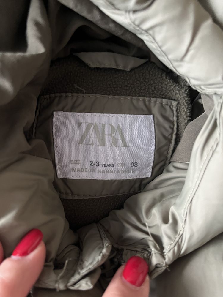 Куртка дитяча Zara 98 розмір хакі