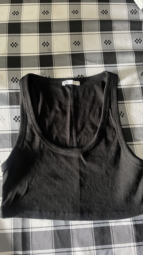 Top sem manga da Zara