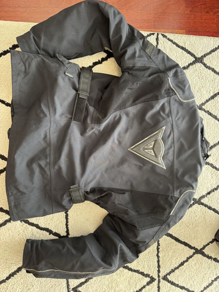 Diverso material motociclismo