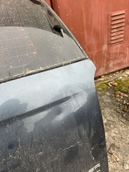 Кришка Багажника шкло Крайслер Грандвояджер Додже