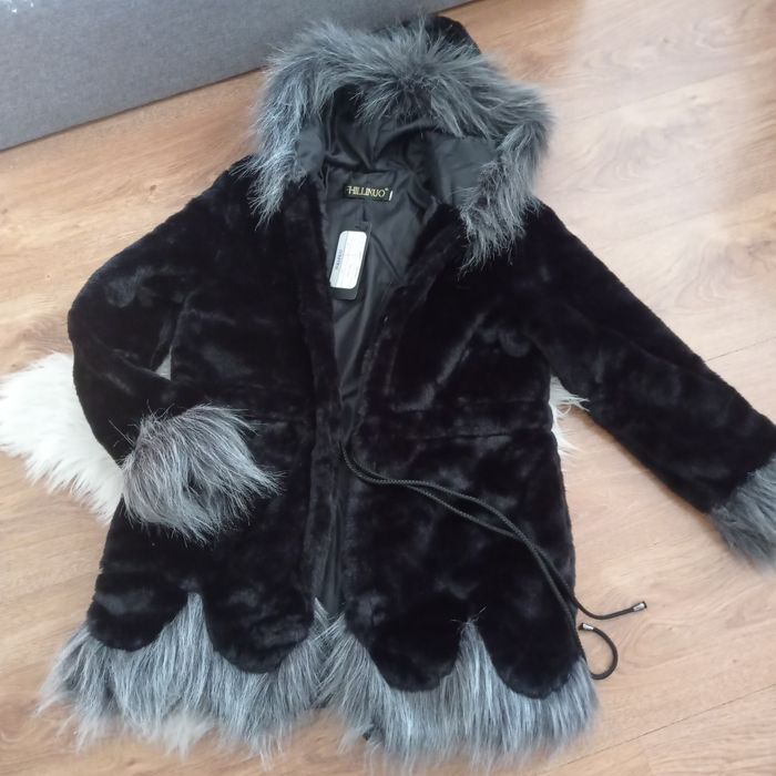 Sprzedam czarne futerko