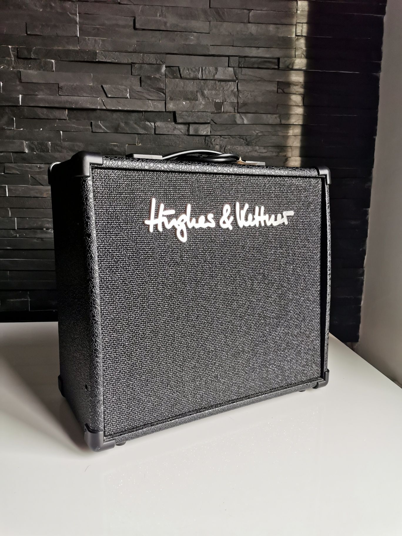 Wzmacniacz Hughes & Kettner Edition Blue 30-R