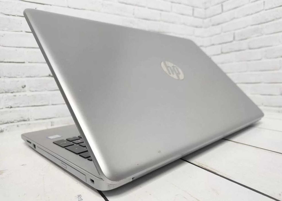 HP 250 G7, i5-8265U, RAM 8Gb/ 512Gb, 15.6 Full HD