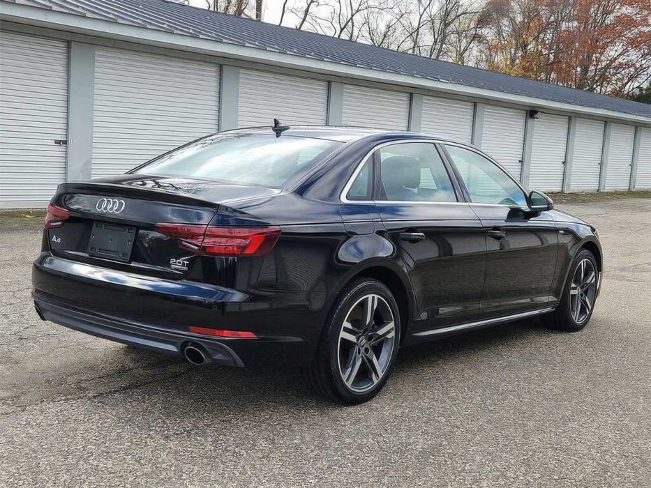 Audi A4      2018