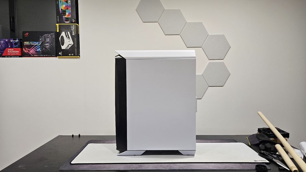 Aerocool Computer Case (6 Fans Included)64741039699587122