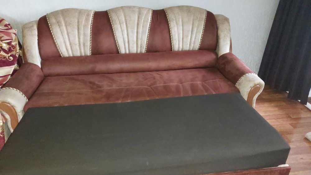 Продам розкладний диван