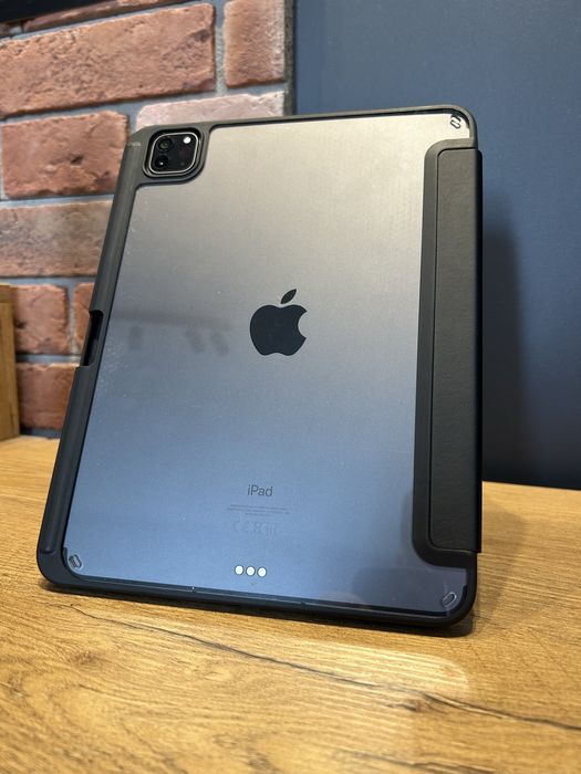 Apple M1 IPad Pro 3 CELLULAR 11 cali 128GB + klawiatura + etui
