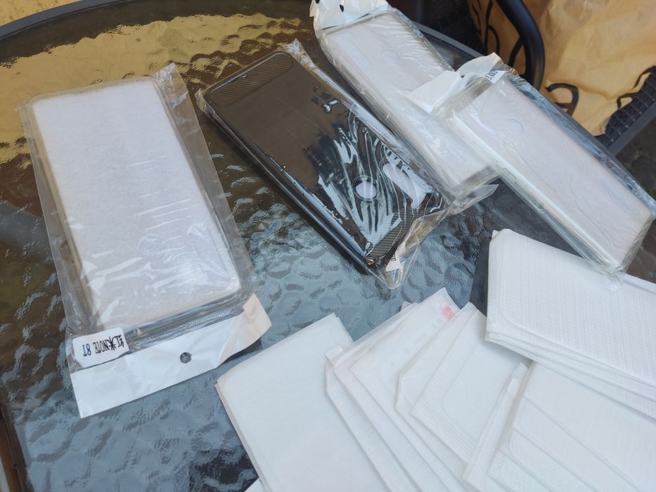 Akcesoria do telefonów większość nowe szybki etui