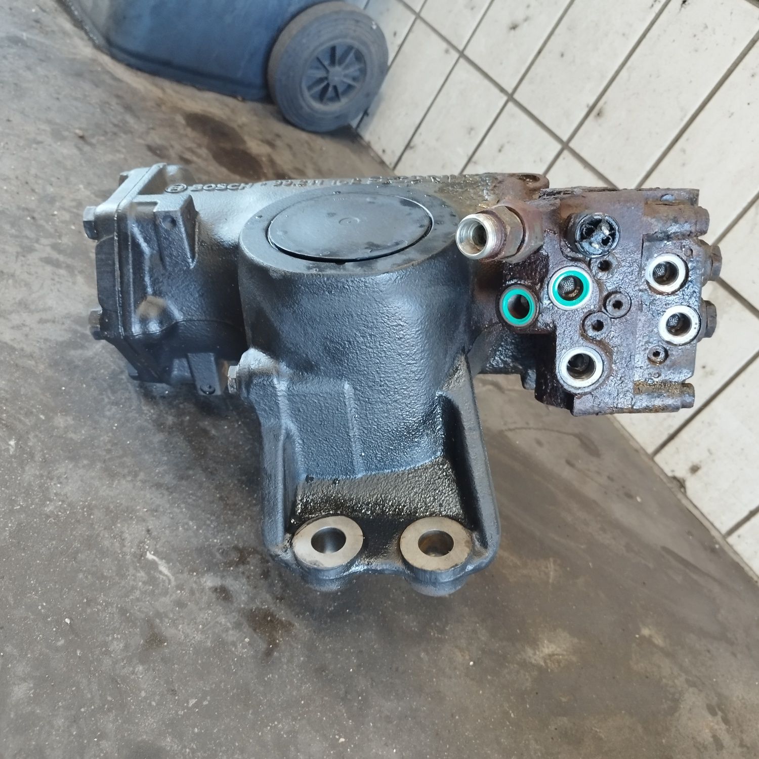 Scania R S NGS NTG kolumna 8x4 4 osiowa