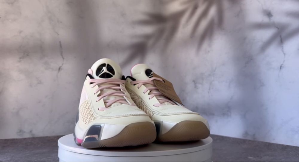 Є Розміри Air Jordan XXXVIII Low FD2326-100
