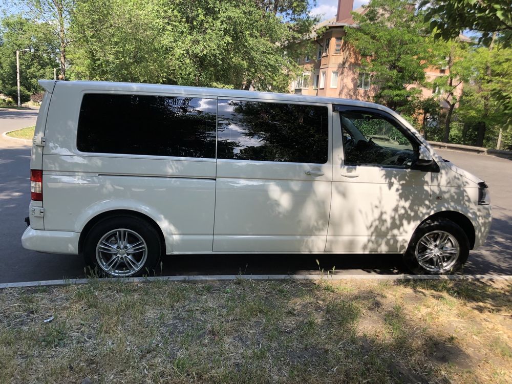 Volkswagen Transporter LONG 2011 г.в. 2.0 BITURBO.