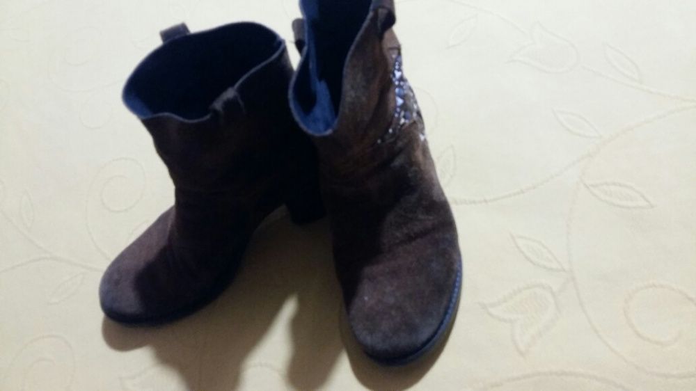 Botas pele