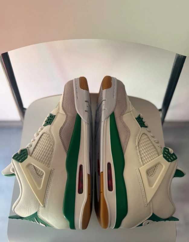 Jordan 4 Retro SB Pine Green R.43