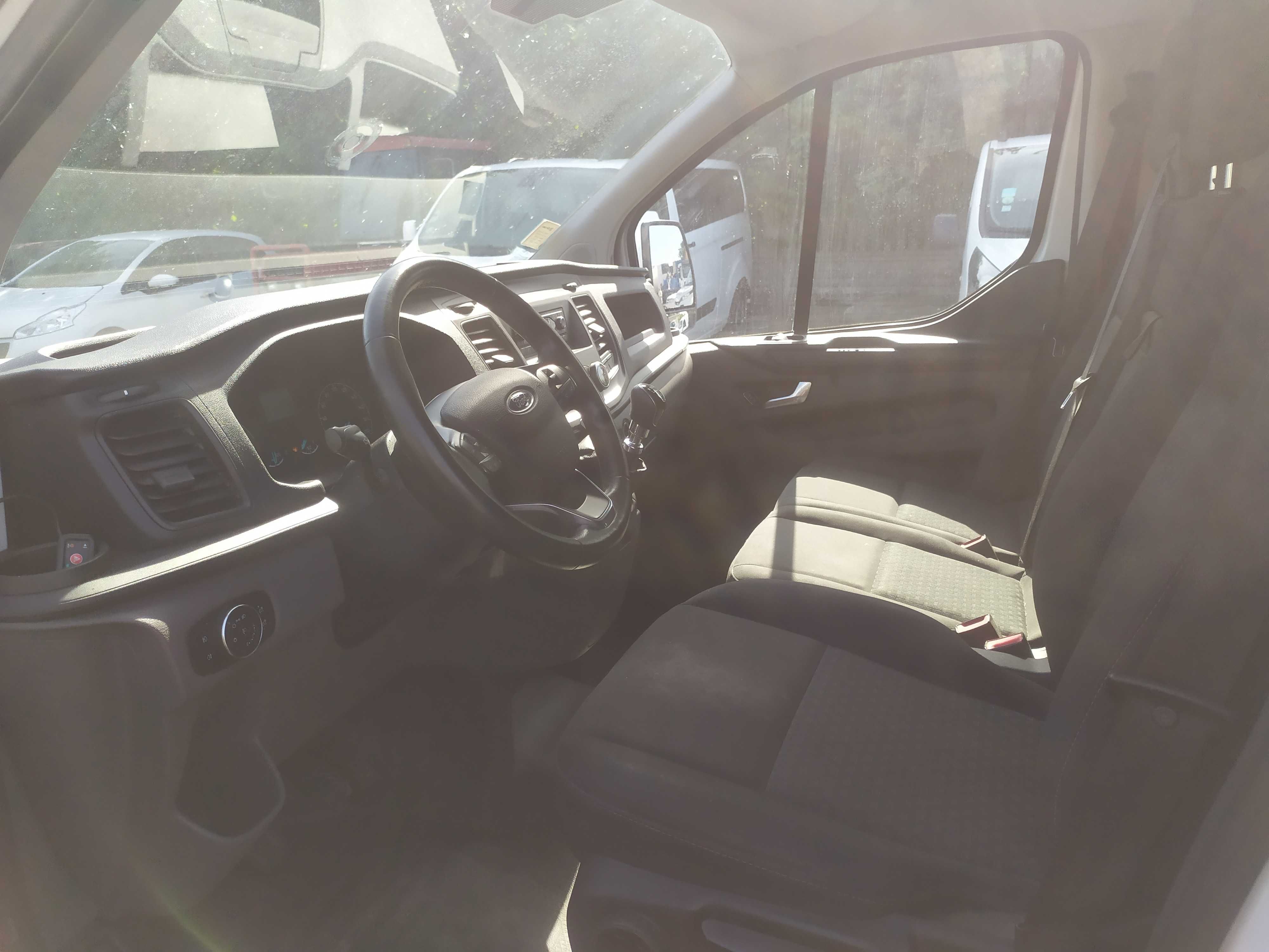 Ford Transit Custom 2,0 130 KM L2H1 Klima