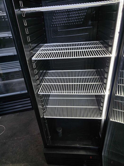 Холодильна Шафа вітрина Inter 400T Чорний. Сервіс, Гарантія