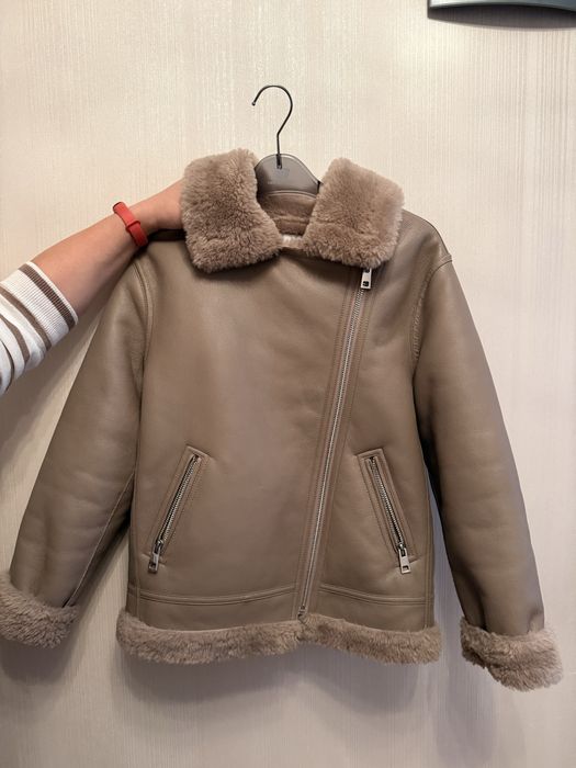 дубленка Mango.