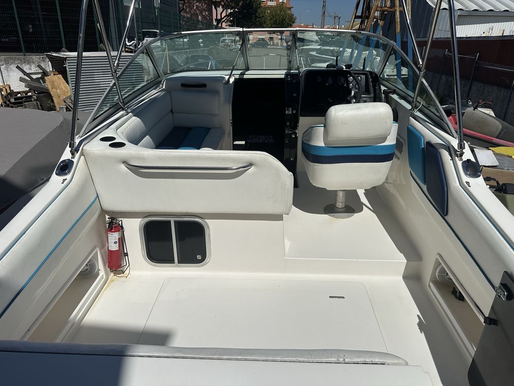 Chaparral 2370 SLC
