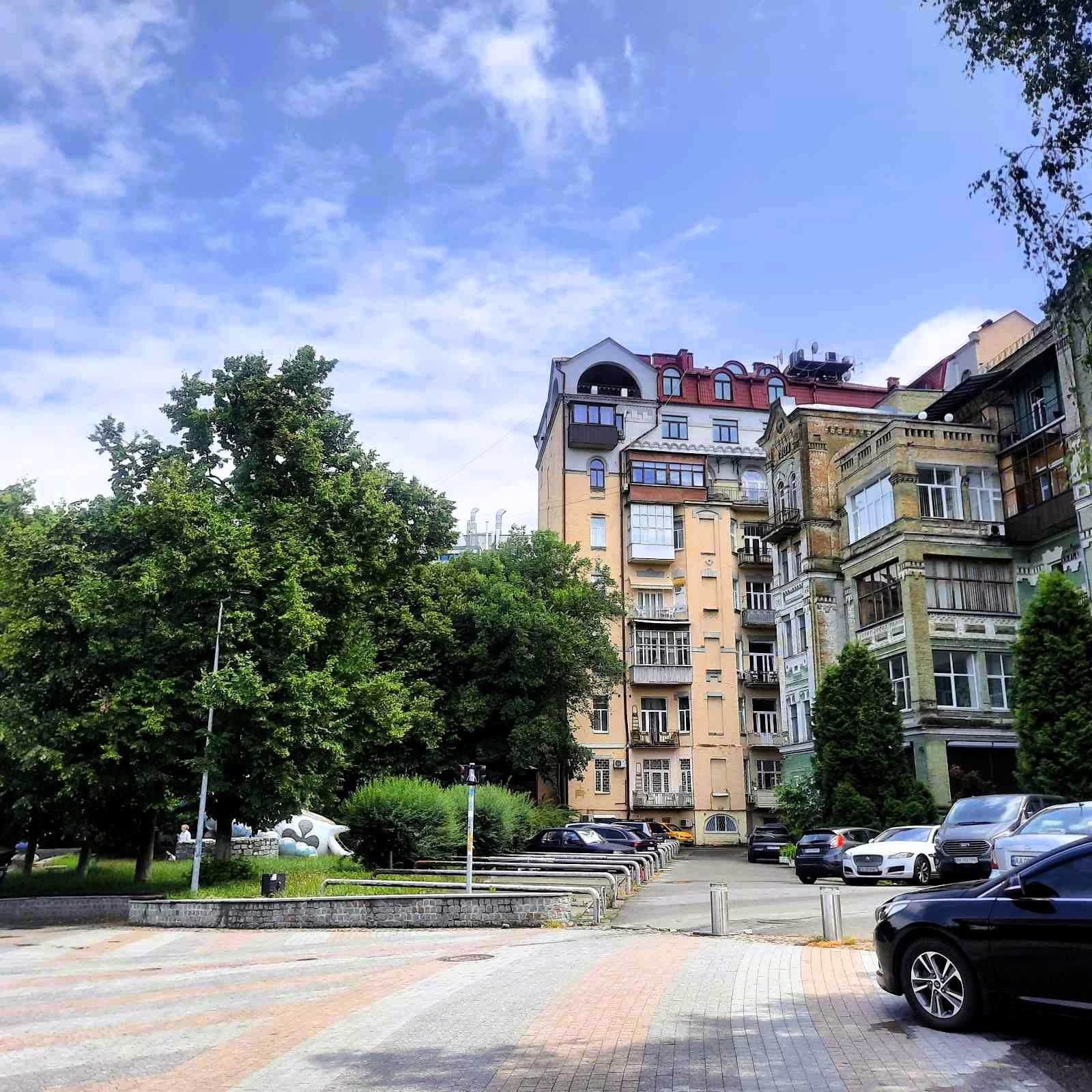 Продаж 3кім Велика Житомирська 16 Пейзажна Алея Центр