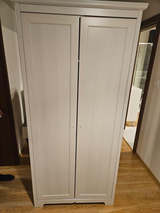 Biała szafa ikea / dostawa