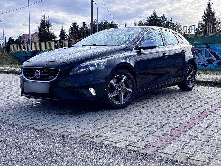 Volvo V40 VOLVO V40 D4 190km R-Design SPRZEDANE