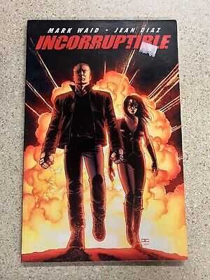 Incorrupible Vol 1 TPB Mark Waid (Ingles)