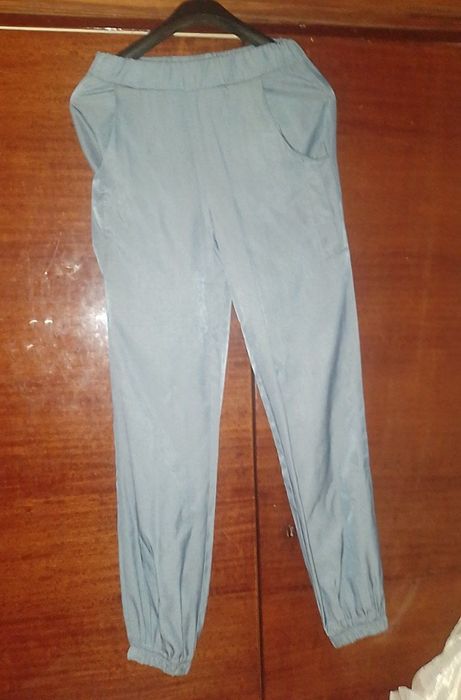 Штани жіночі блакитні, не дорого