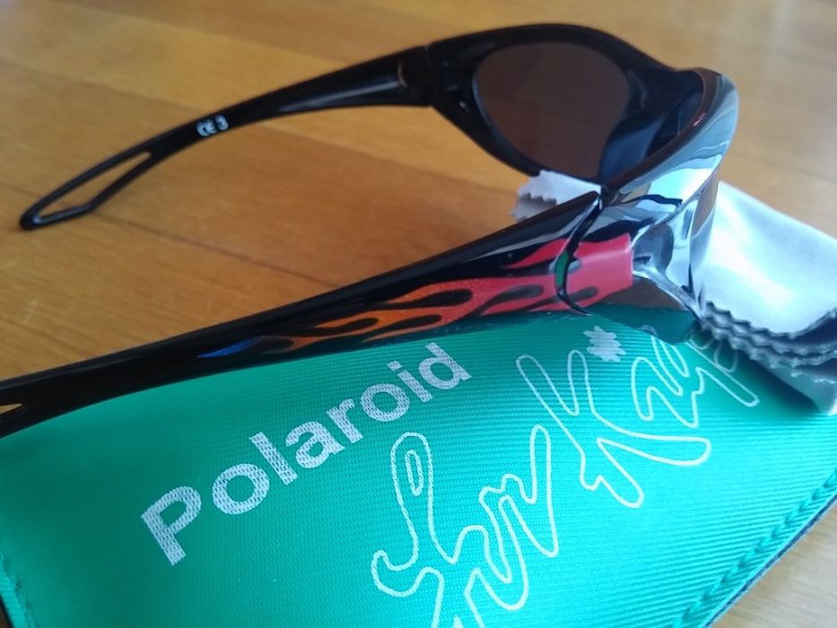 Óculos de sol Seen para criança como novos