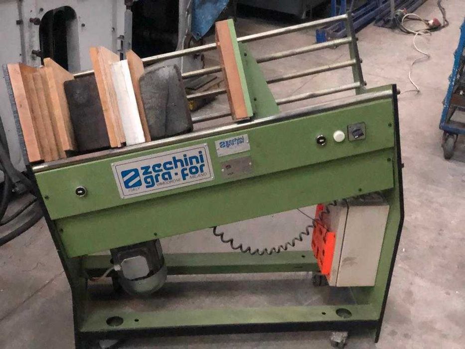 Prensa elétrica de aperto