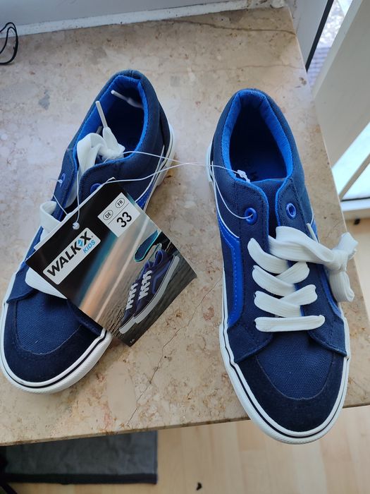 Детская обувь ,новая