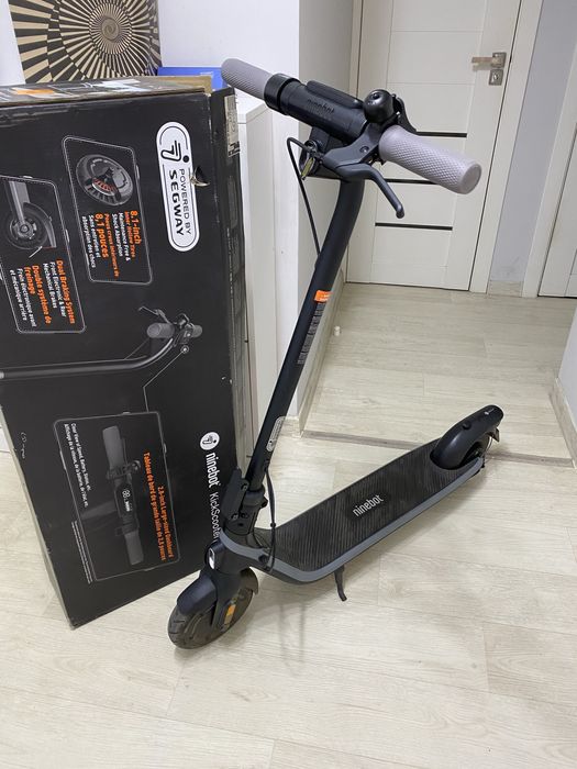 електросамокат Ninebot E2 E