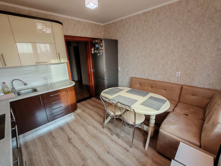 Оренда 2 кв ЖК The Lakes, Ясинуватський пров. 11, м. Деміївська