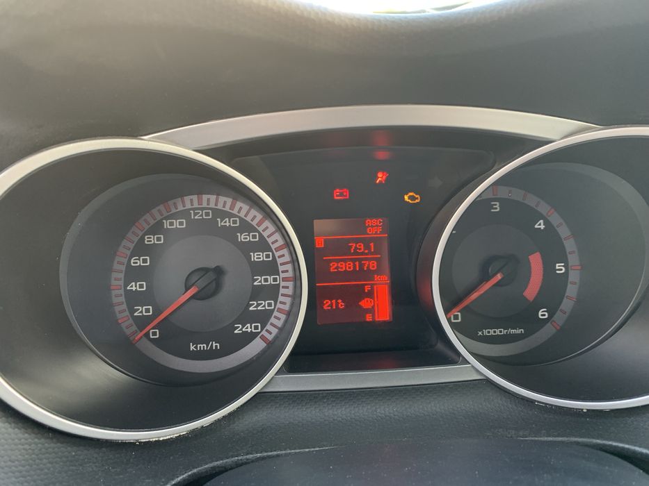 Авто на повному ходу