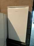 Lodowka   85 cm..   Nowa. .sprawna.
