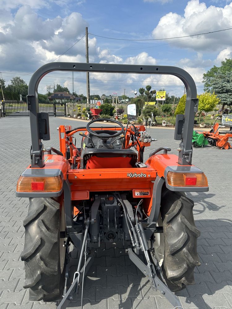 Mini Traktor Kubota KL-23 23km z ładowaczem czołowym tur4x4 Super stan