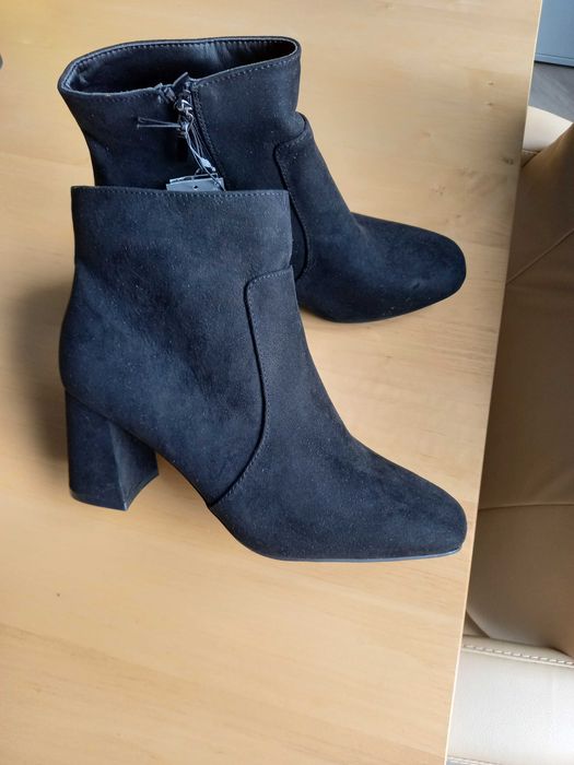 Черевики на підборах 42 28 см