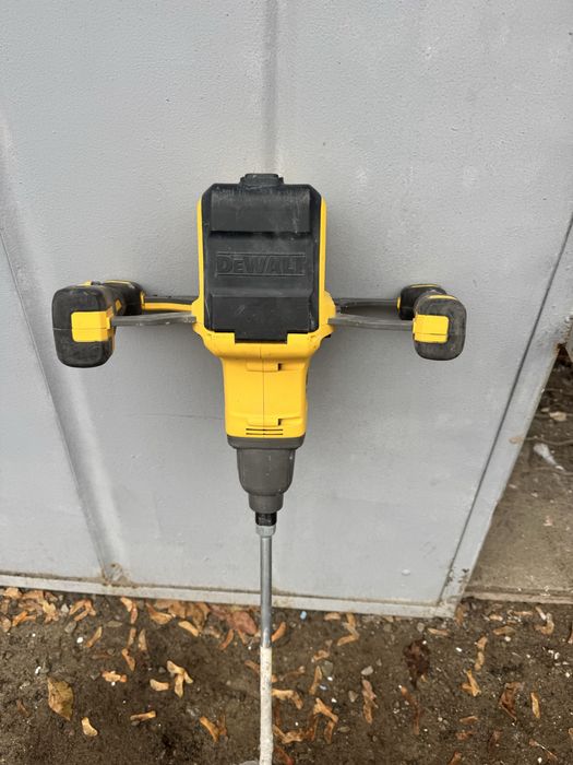 Миксер dewalt dcd240