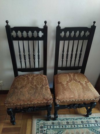 Cadeiras de quarto antigas