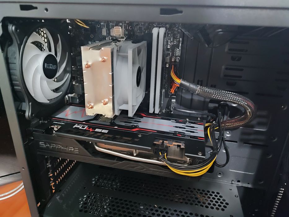 Ігровий ПК: RX5600XT , I3-12100, Оперативка 16Gb зRGB, SSD480Gb