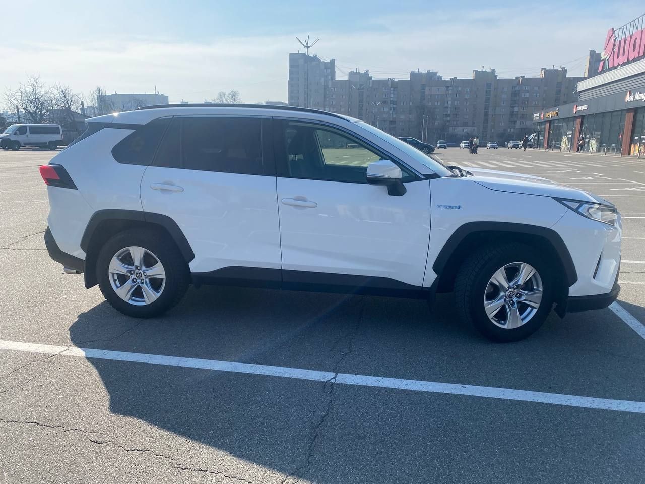 Rav4 2019 Hybrid official
Розширена гарантія до