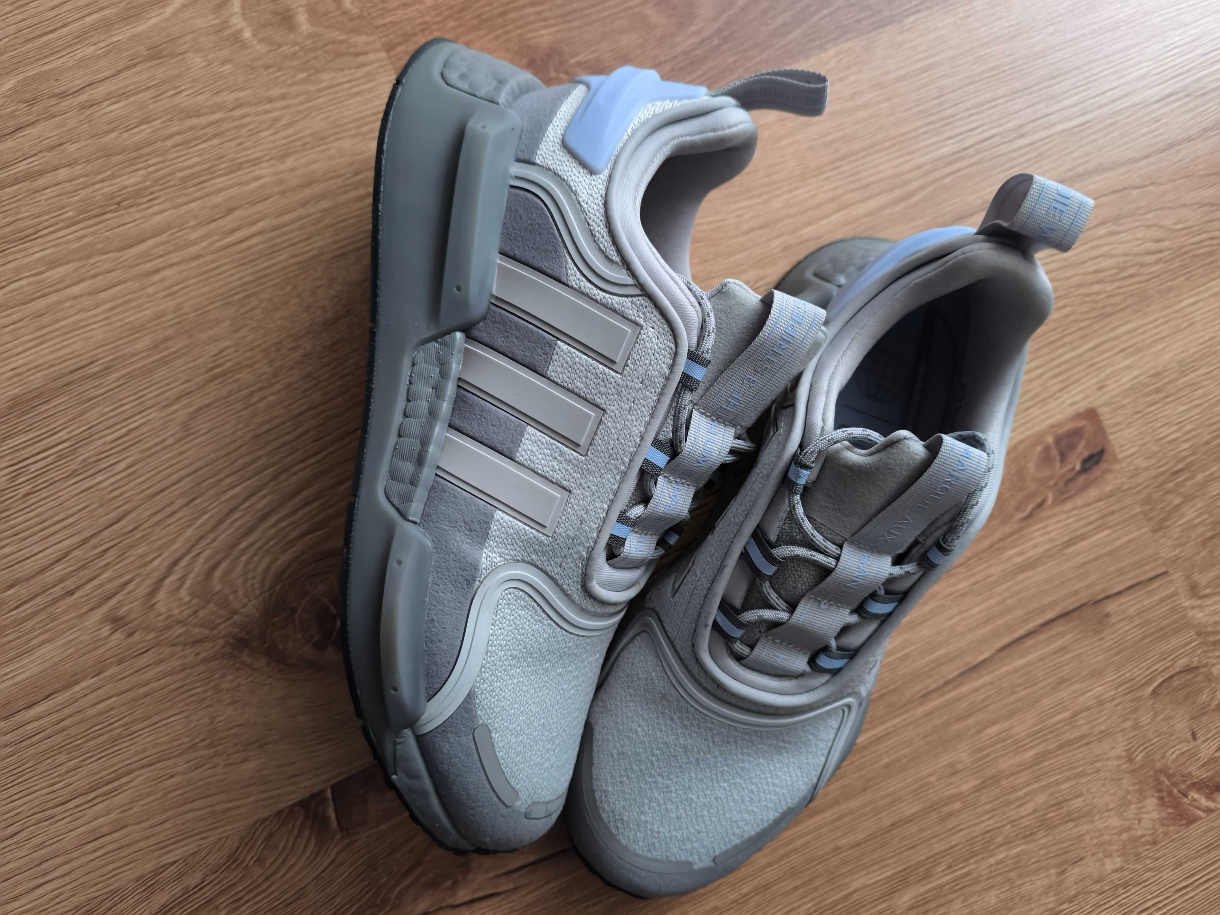 Adidas Originals NMD_V3 40 2/3