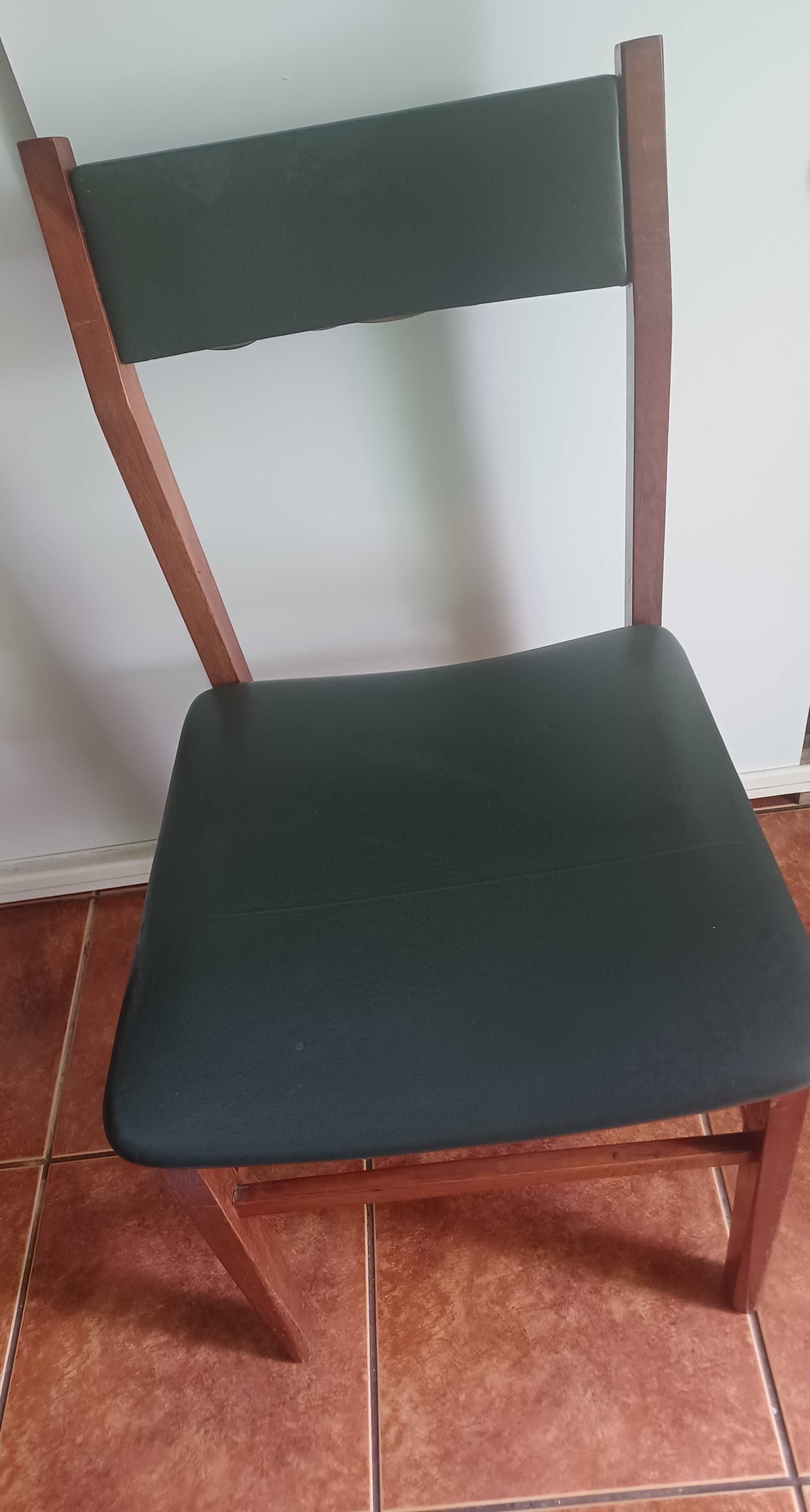 cadeira estofada