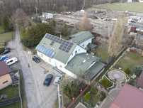 Dom z dwiema niezależnymi częściami, 482 m², działka 2400 m²,