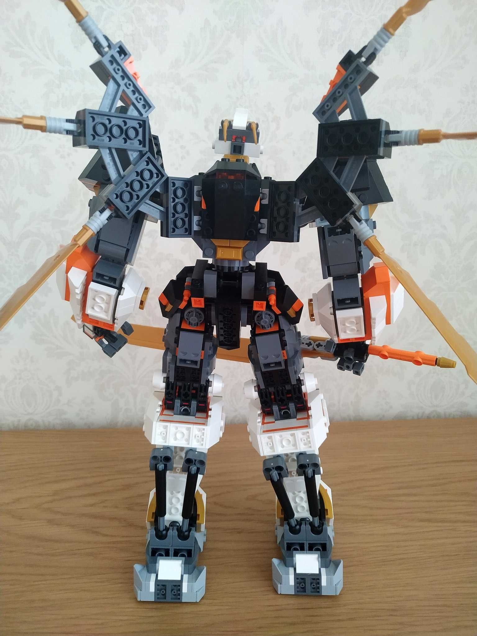 LEGO NINJAGO Cole's Titan Dragon Mech 71821