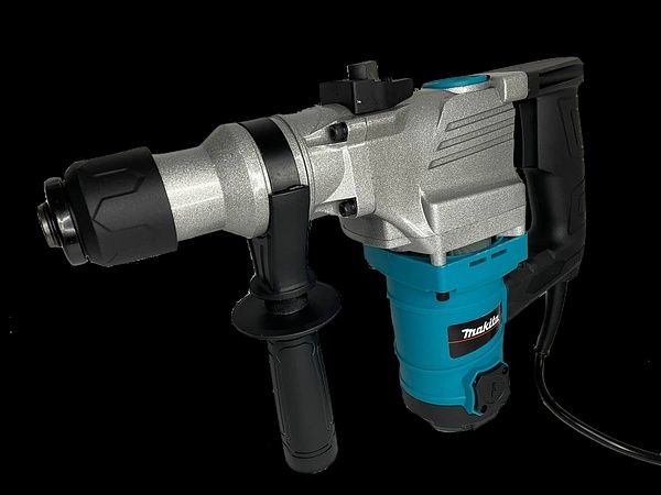 Перфоратор Макита Румыния 2000Вт Бочковой Кейс 
Отбойный молоток Дрель