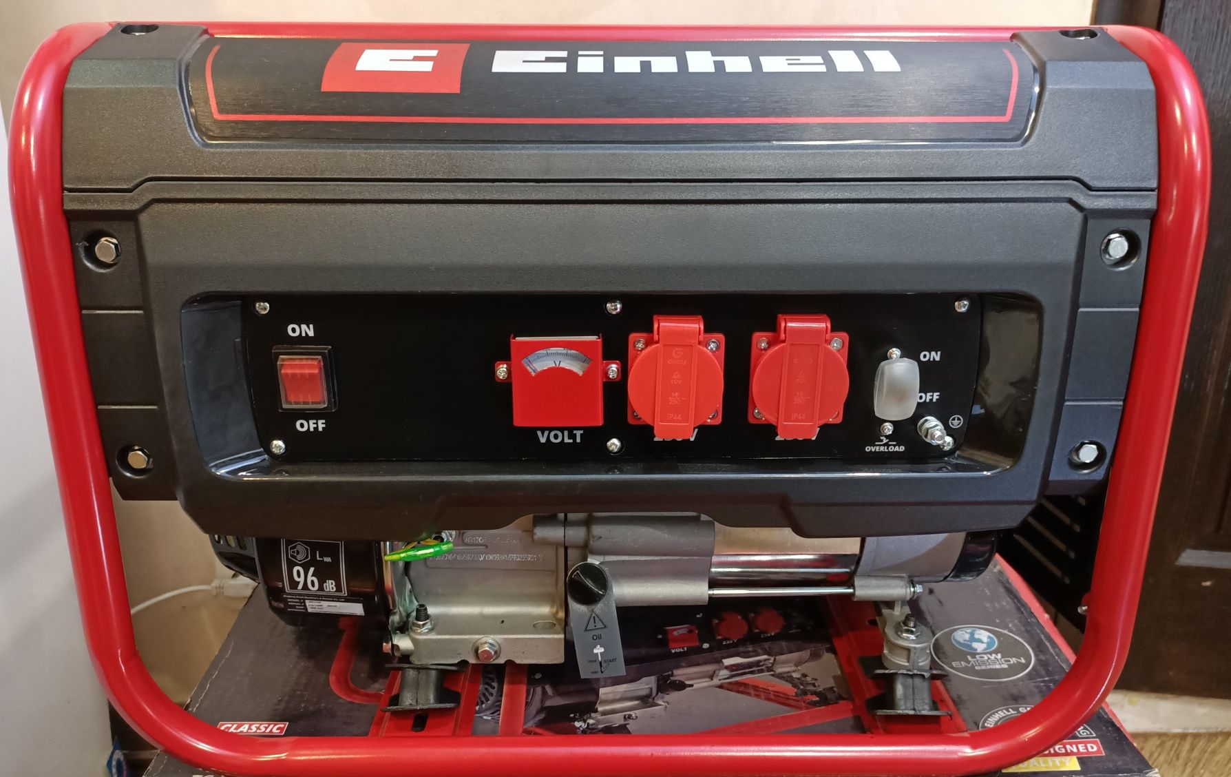 Бензиновий генератор Einhell TC-PG 25/1/E5 2.1 кВт